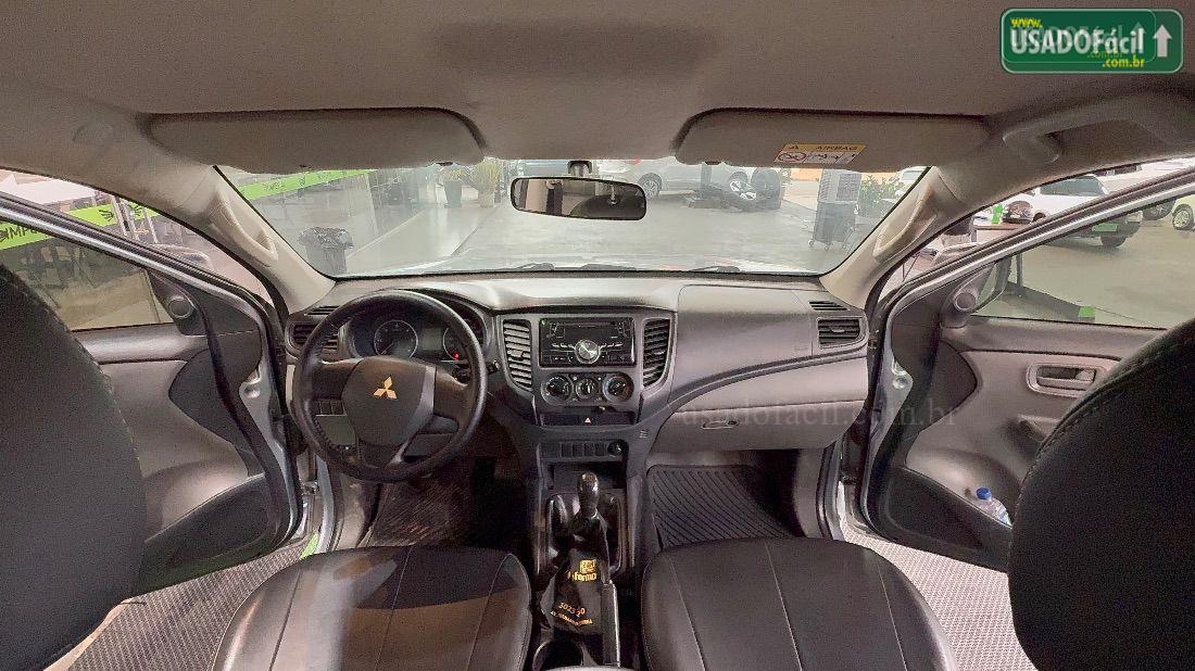 MITSUBISHI L200 Triton Sport GLX CD 2.4 Mecânico Diesel 2019/2019 — foto 10 de 12