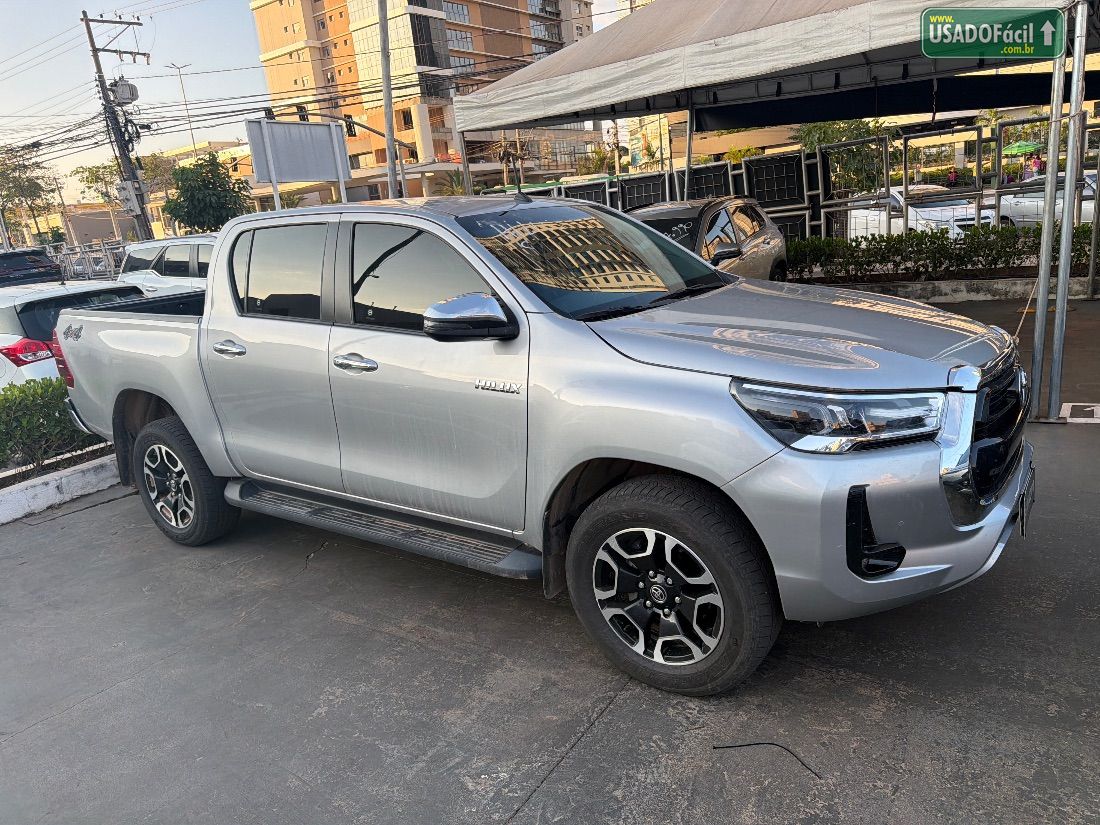 Toyota Hilux SRV CD 2.8 4x4 TDI Automático Diesel 2024/2025 — foto 2 de 4