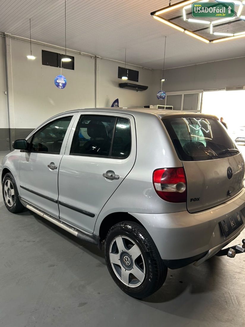 Volkswagen Fox Plus 1.6 Mi 4P Total Flex 2005/2006 — foto 3 de 7