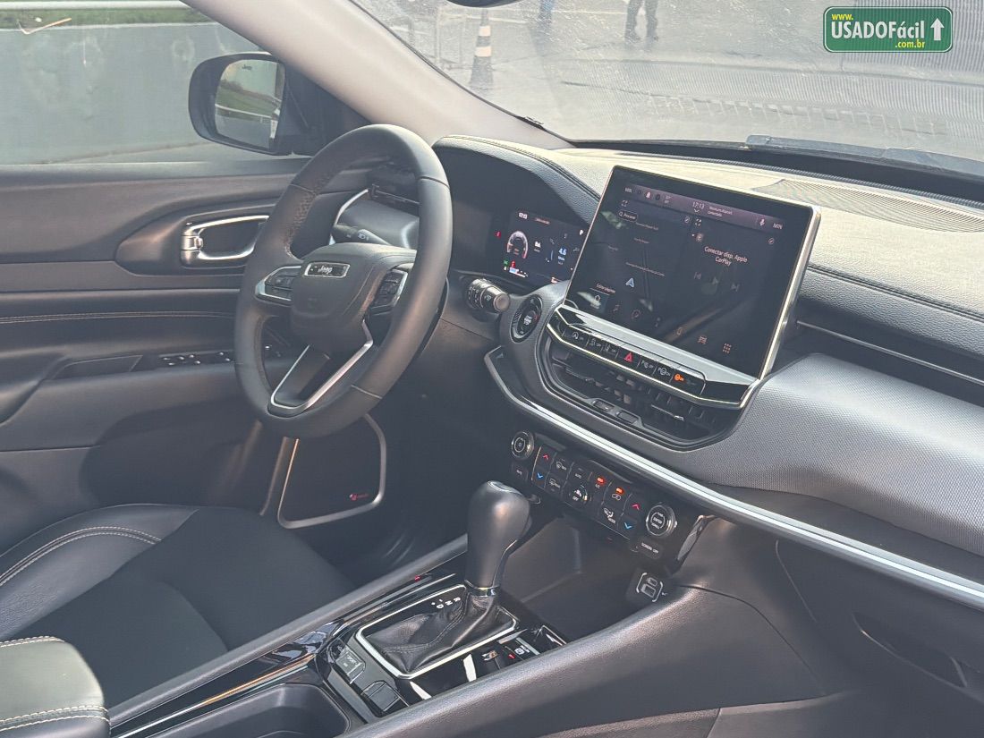 Jeep Compass Longitude Night Eagle 1.3 4x2 Automático Flex 2024/2025 — foto 7 de 9