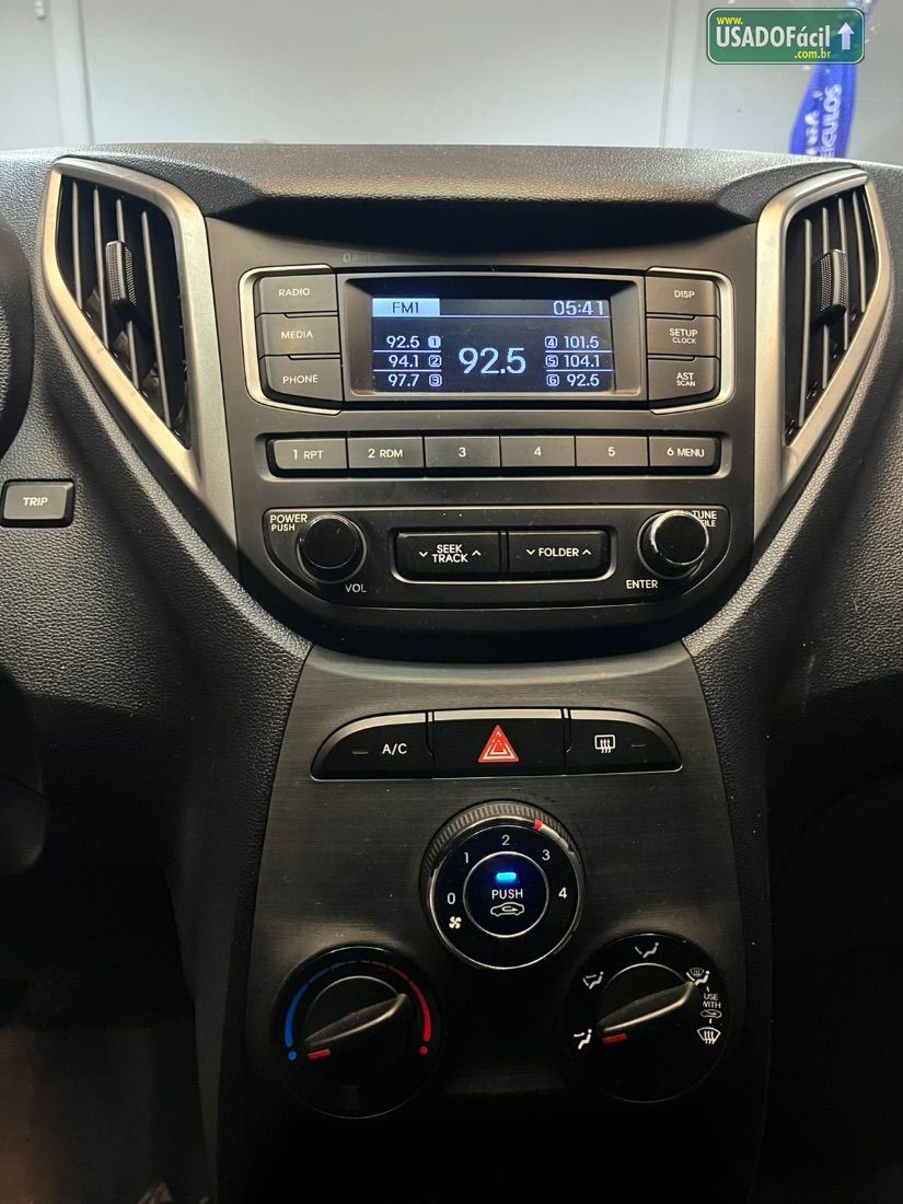 Hyundai HB20 Hatch Unique 1.0 Mecânico Flex 2019/2019 — foto 9 de 11