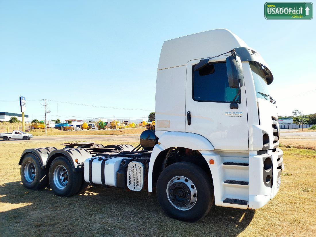 VOLKSWAGEN 26-390 E Constel. 6x4 2p (diesel)(E5) 2014/2014 — foto 3 de 7