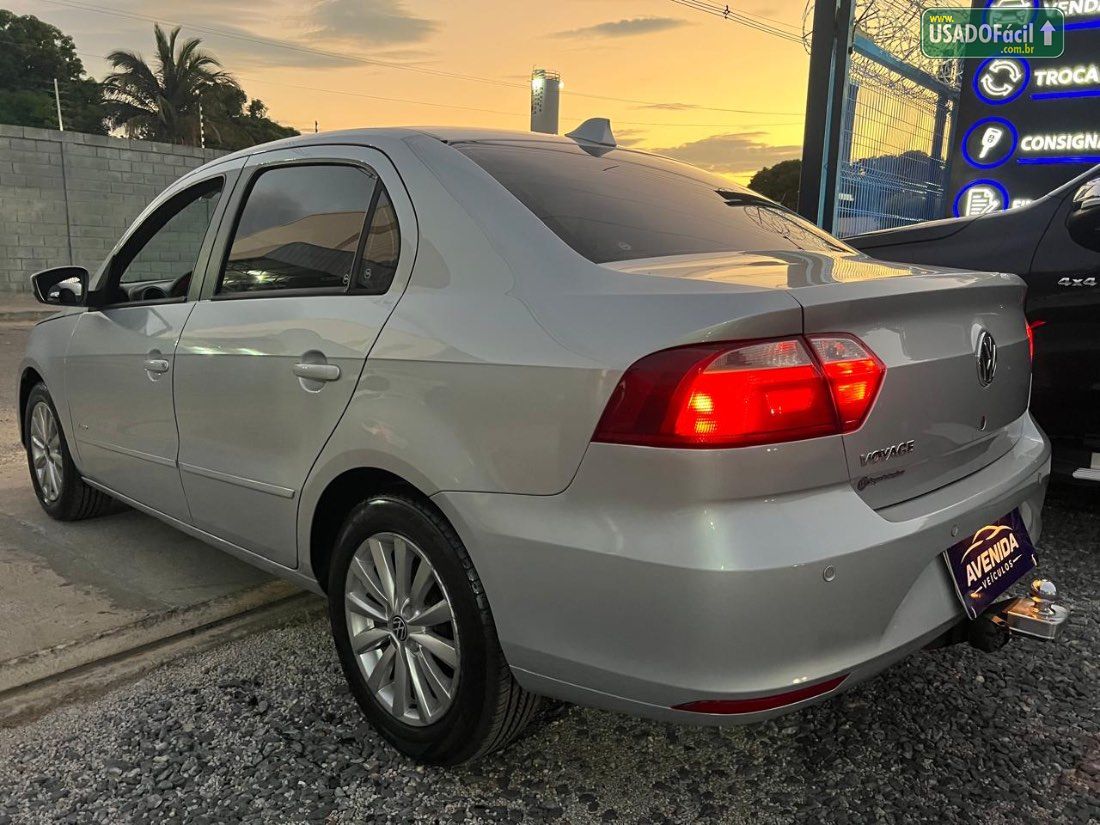 Volkswagen Voyage 1.0 Total Flex 2014/2014 — foto 10 de 26