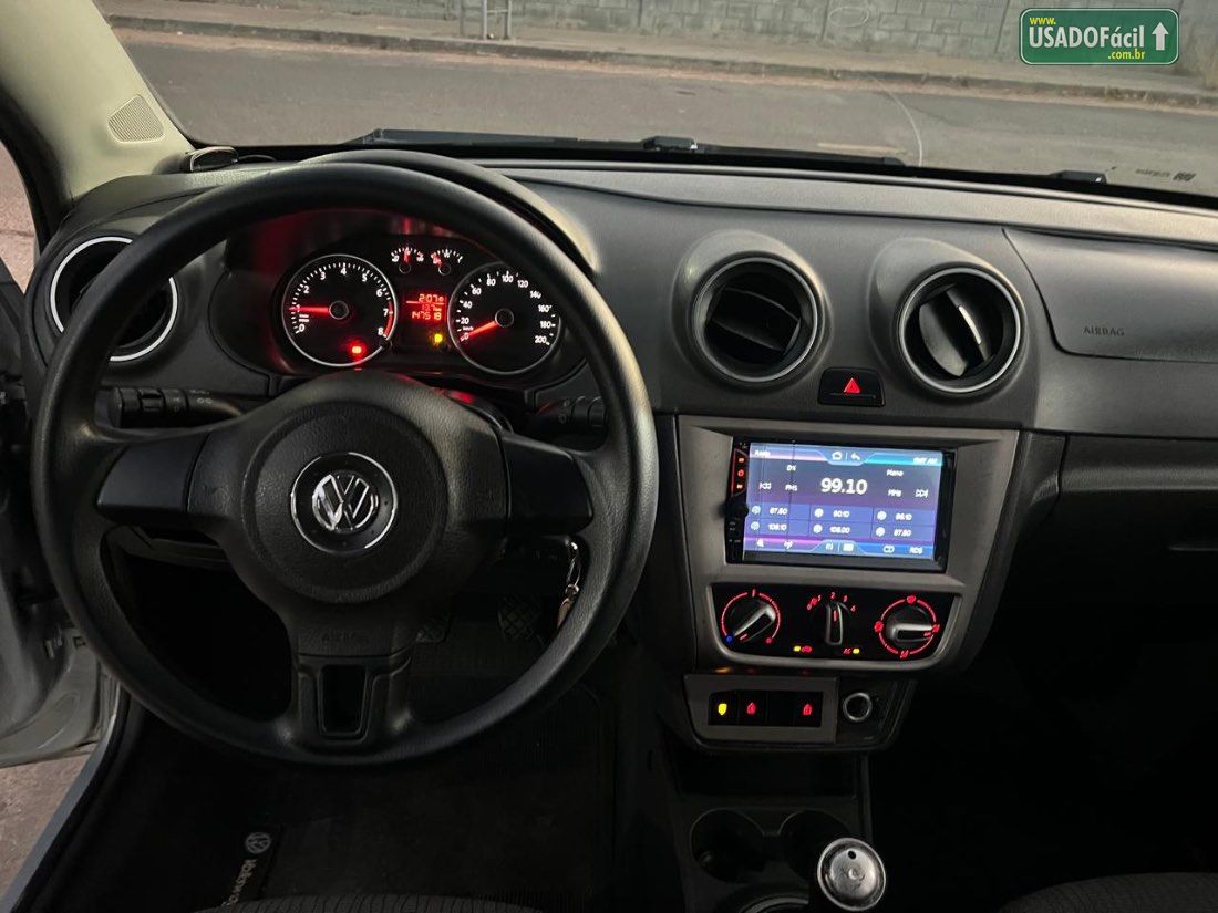 Volkswagen Voyage 1.0 Total Flex 2014/2014 — foto 15 de 26
