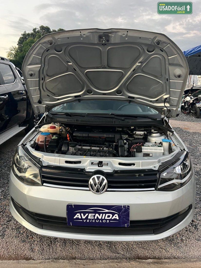 Volkswagen Voyage 1.0 Total Flex 2014/2014 — foto 20 de 26