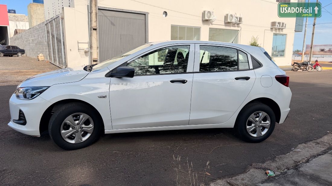 CHEVROLET/GM Onix Hatch 1.0 Mecânico Flex 2022/2022 — foto 6 de 16