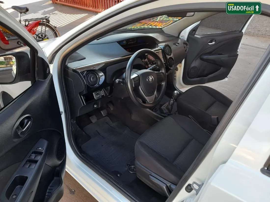 TOYOTA ETIOS hatch X 1.3 Flex Mecânico 2019/2020 — foto 11 de 15