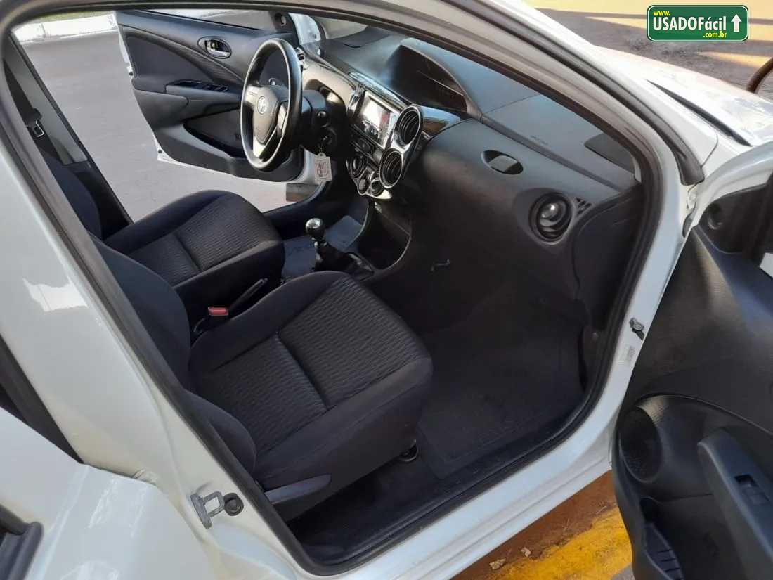 TOYOTA ETIOS hatch X 1.3 Flex Mecânico 2019/2020 — foto 12 de 15