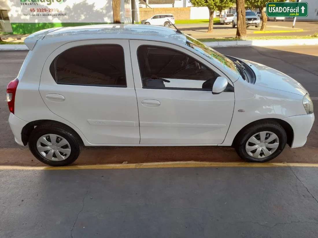 TOYOTA ETIOS hatch X 1.3 Flex Mecânico 2019/2020 — foto 7 de 15