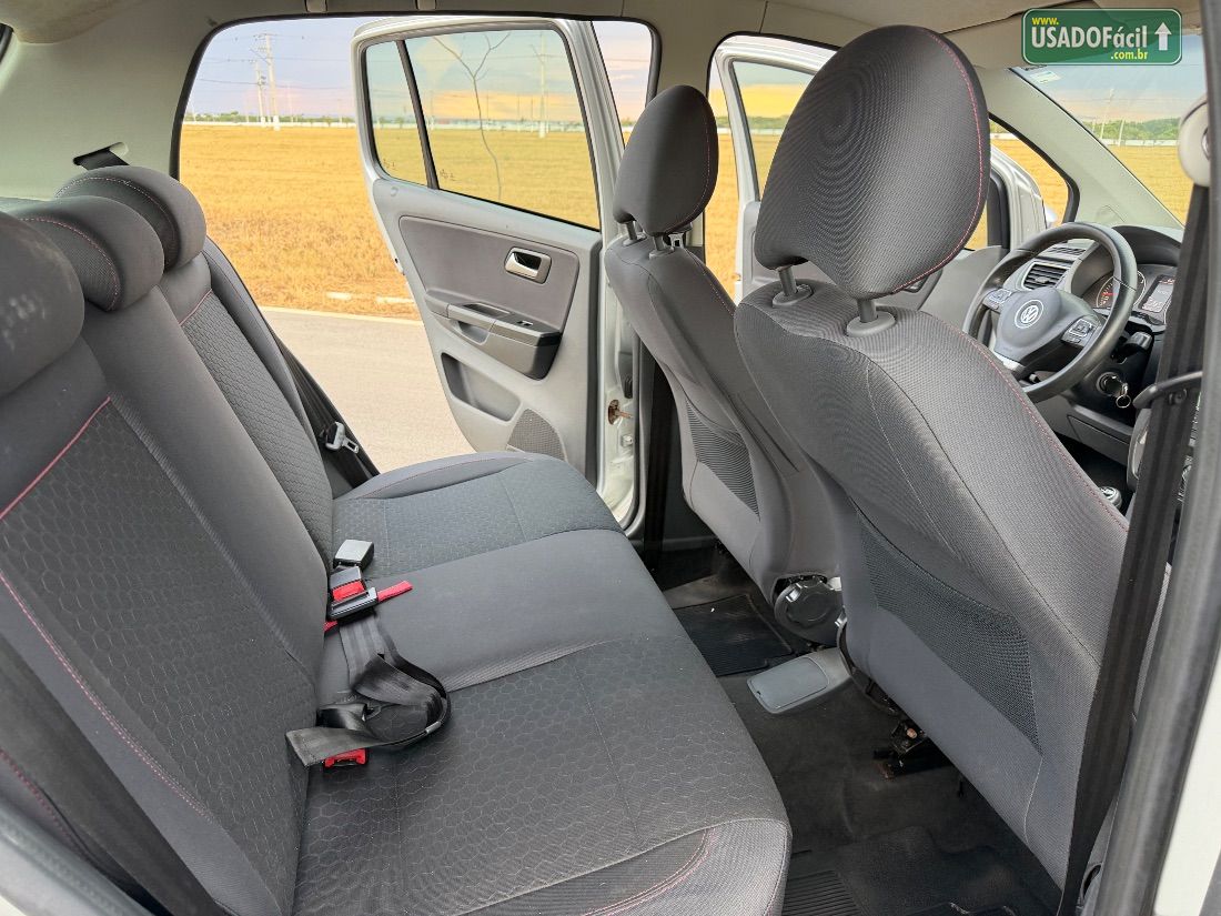 Volkswagen CrossFox 1.6 Mi Total Flex 2013/2014 — foto 10 de 11