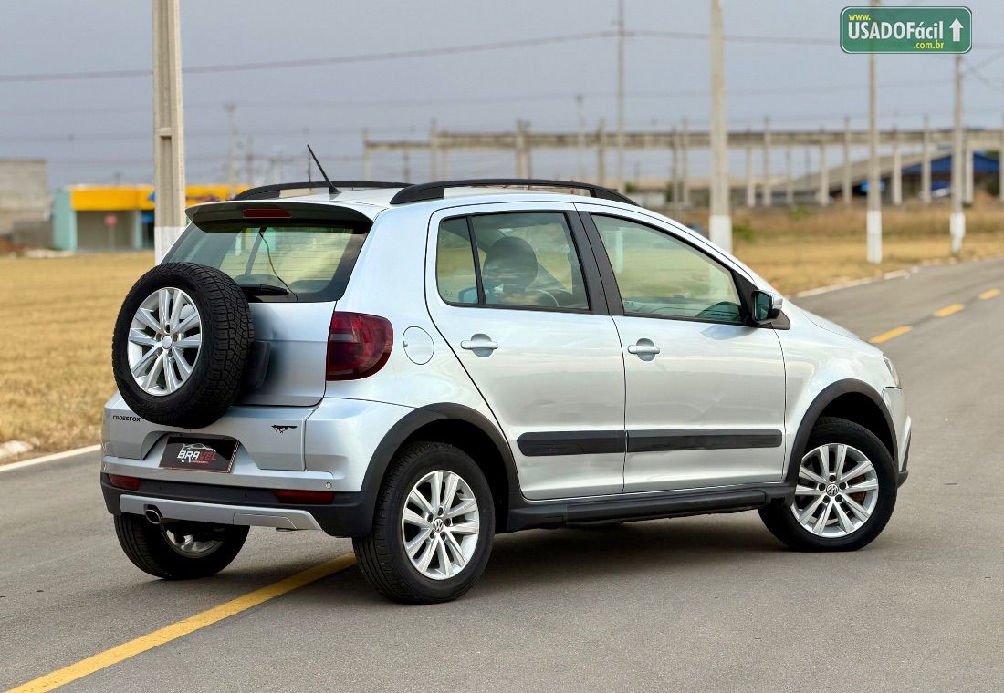 Volkswagen CrossFox 1.6 Mi Total Flex 2013/2014 — foto 4 de 11