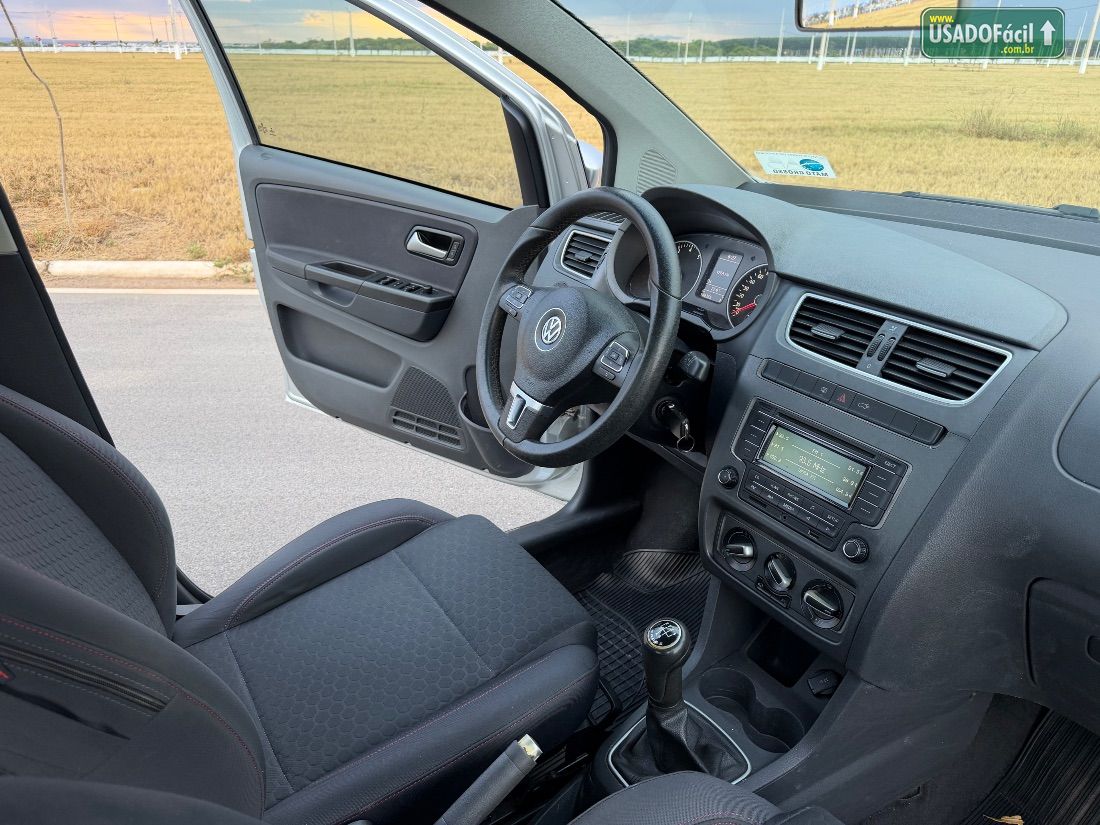 Volkswagen CrossFox 1.6 Mi Total Flex 2013/2014 — foto 8 de 11