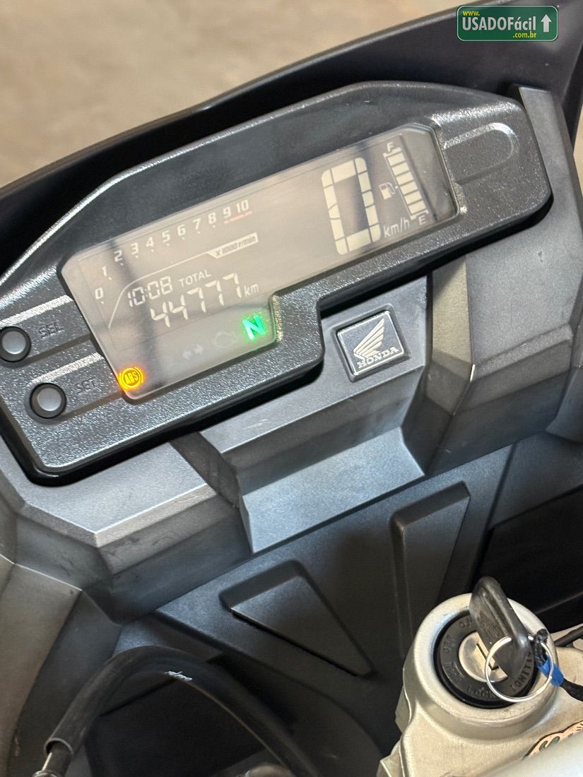Honda XRE 300 2021/2022 — foto 8 de 9