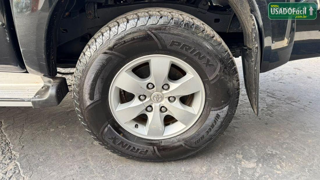 TOYOTA Hilux SRV CD D4-D 4x4 TDI Mecânico 2010/2011 — foto 15 de 16