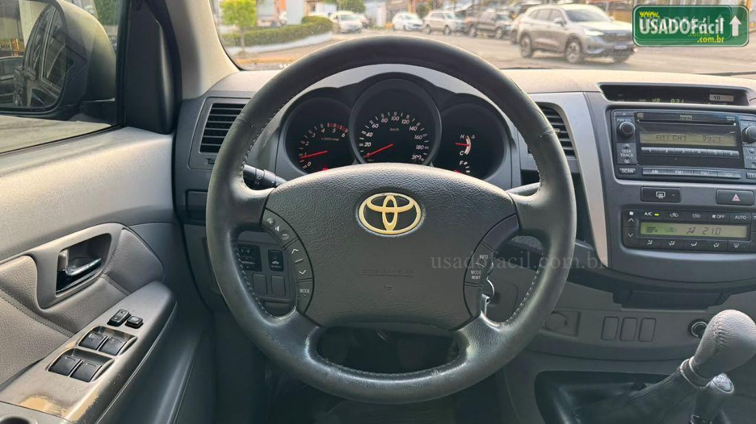 TOYOTA Hilux SRV CD D4-D 4x4 TDI Mecânico 2010/2011 — foto 9 de 16