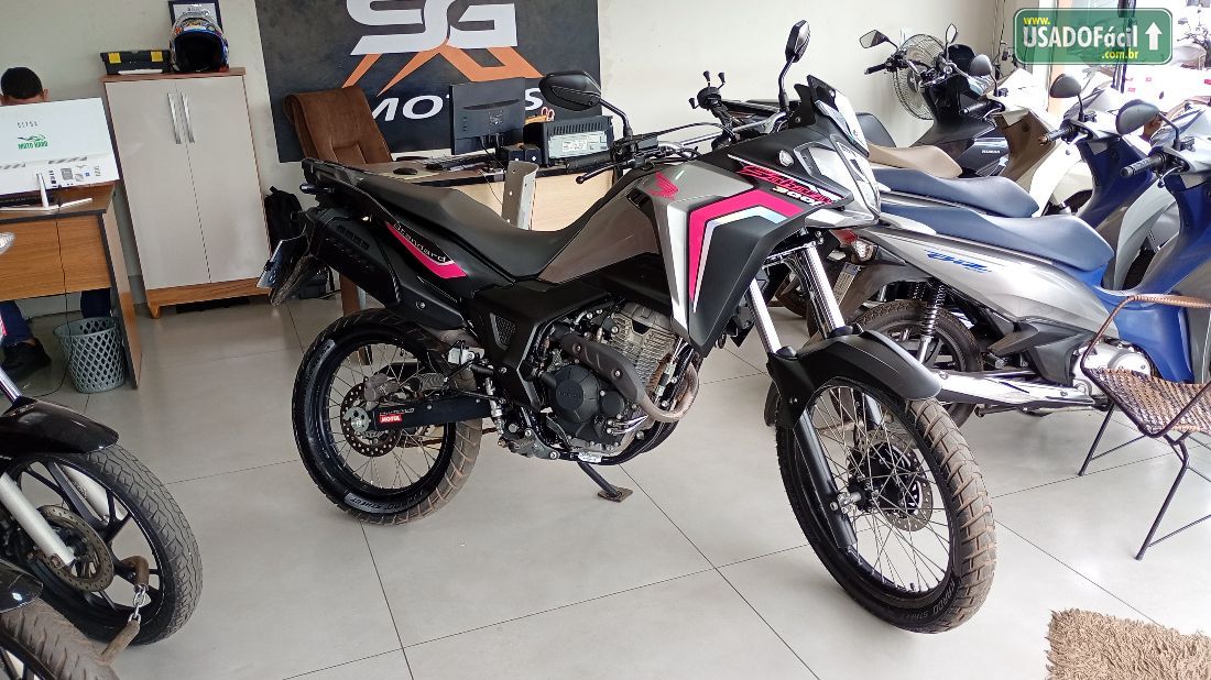 Honda Sahara 300 ABS Flex 2024/2024 — foto 2 de 8
