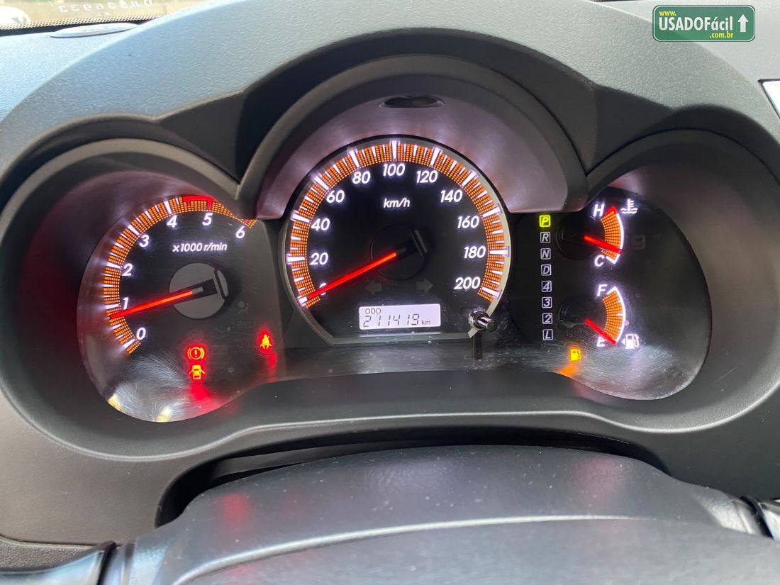 Toyota Hilux SRV CD D4-D 3.0 4x4 TDI Automático Diesel 2013/2013 — foto 8 de 11