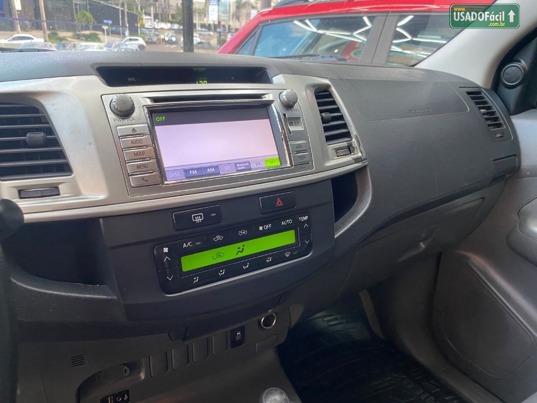 Toyota Hilux SRV CD D4-D 3.0 4x4 TDI Automático Diesel 2013/2013 — foto 9 de 11