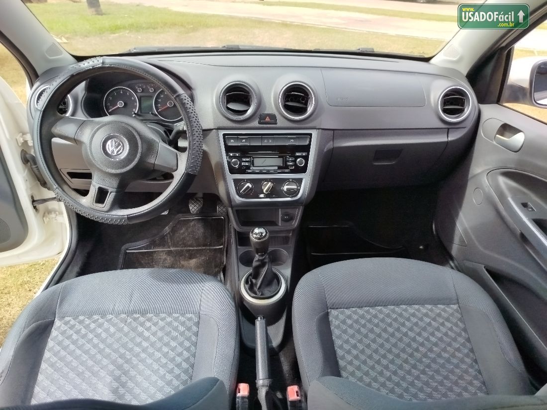 Volkswagen Voyage Comfortline 1.0 Total Flex 2014/2015 — foto 4 de 5