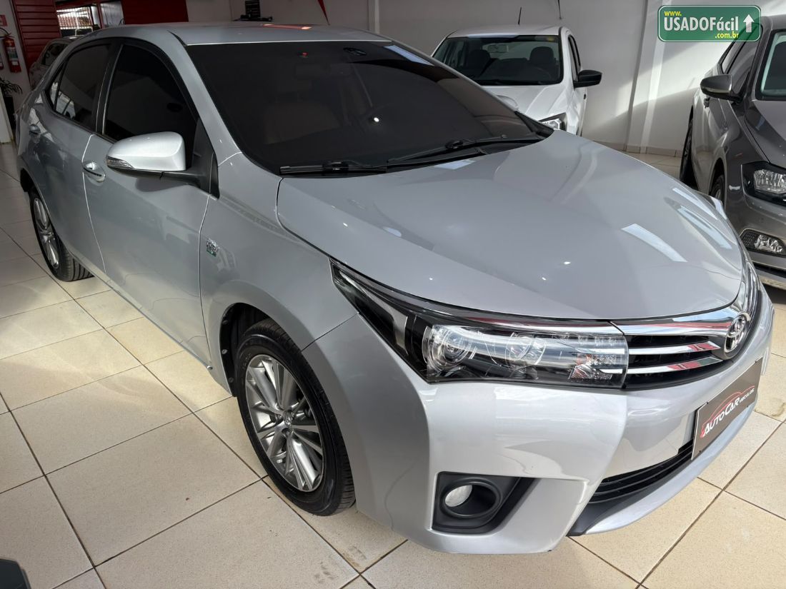 Toyota Corolla Altis 2.0 Automático Flex 2014/2015 — foto 3 de 9
