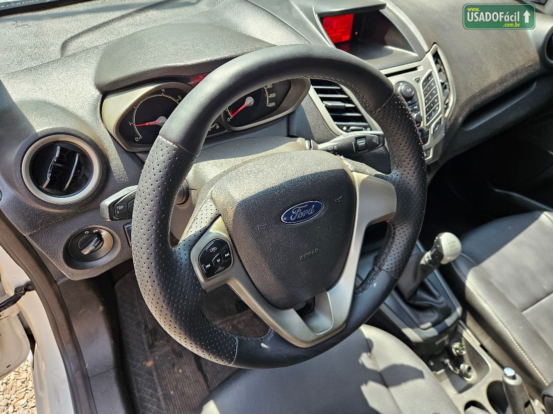 Ford Fiesta Sedan SE 1.6 16V Flex 4P 2012/2012 — foto 14 de 19