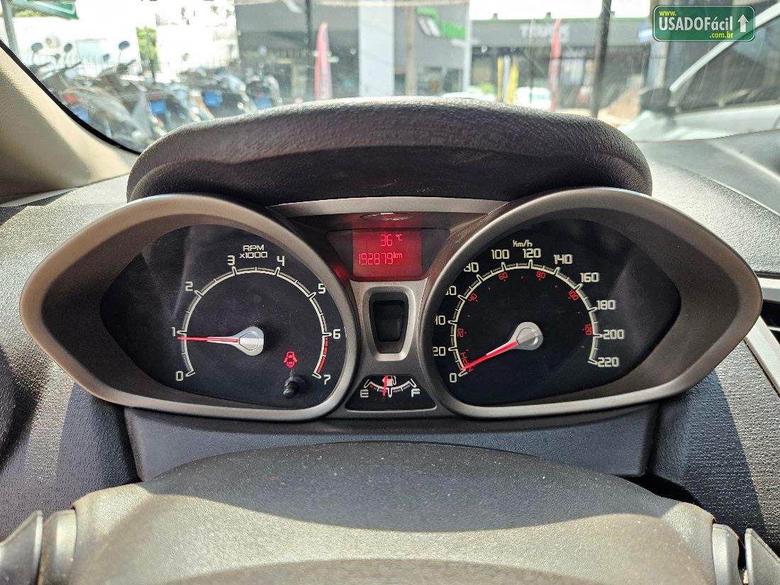 Ford Fiesta Sedan SE 1.6 16V Flex 4P 2012/2012 — foto 15 de 19