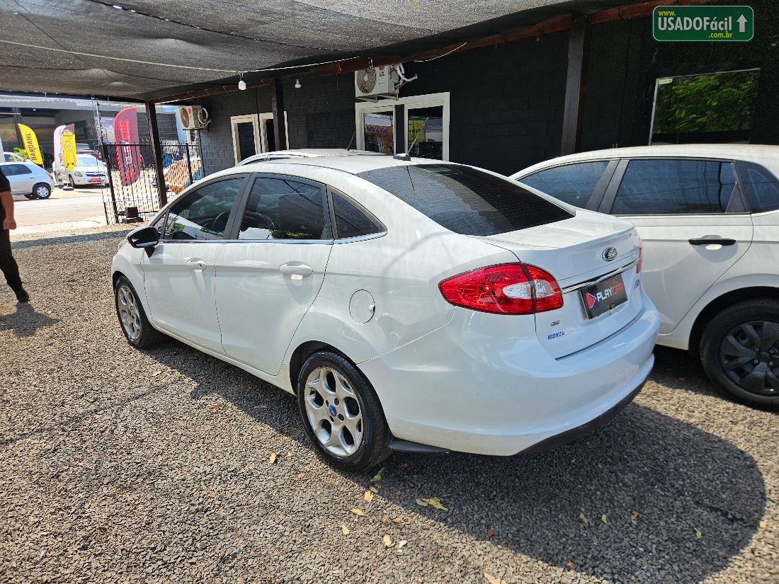 Ford Fiesta Sedan SE 1.6 16V Flex 4P 2012/2012 — foto 9 de 19