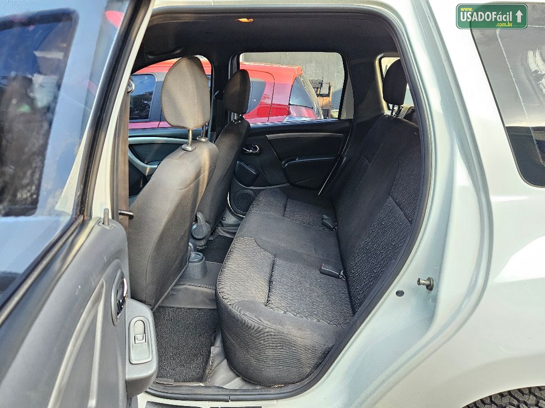 Renault Duster Expression 1.6 Mecânico Hi-Flex 2017/2018 — foto 16 de 18
