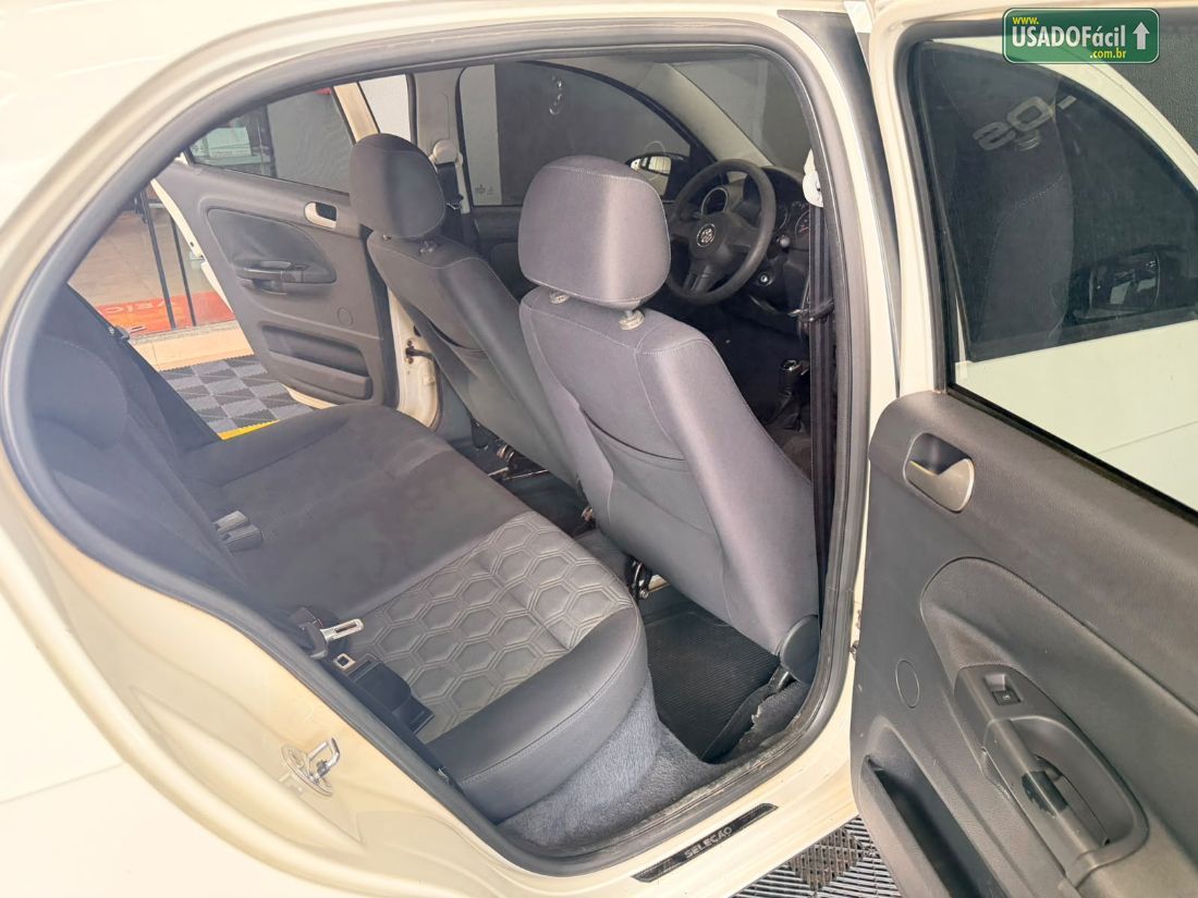 Volkswagen Gol Seleção 1.0 Mi 4P Total Flex 2014/2015 — foto 6 de 7