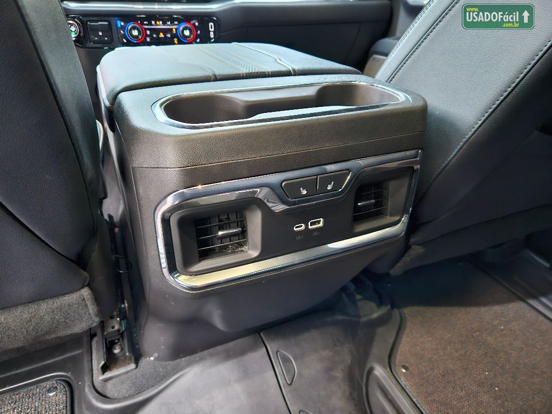 CHEVROLET/GM Silverado High Country 5.3 V8 AWD Automático 2023/2024 — foto 16 de 20