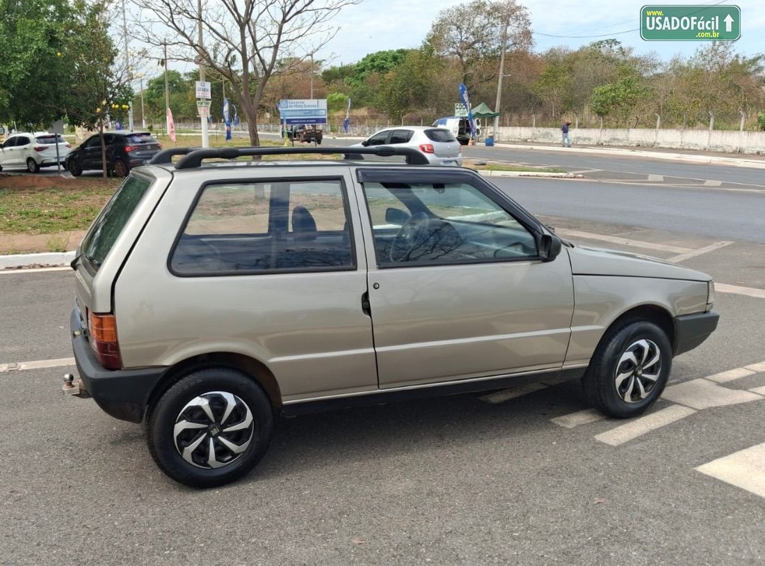 Fiat Uno Mille Fire 1.0 2P 2002/2002 — foto 4 de 7