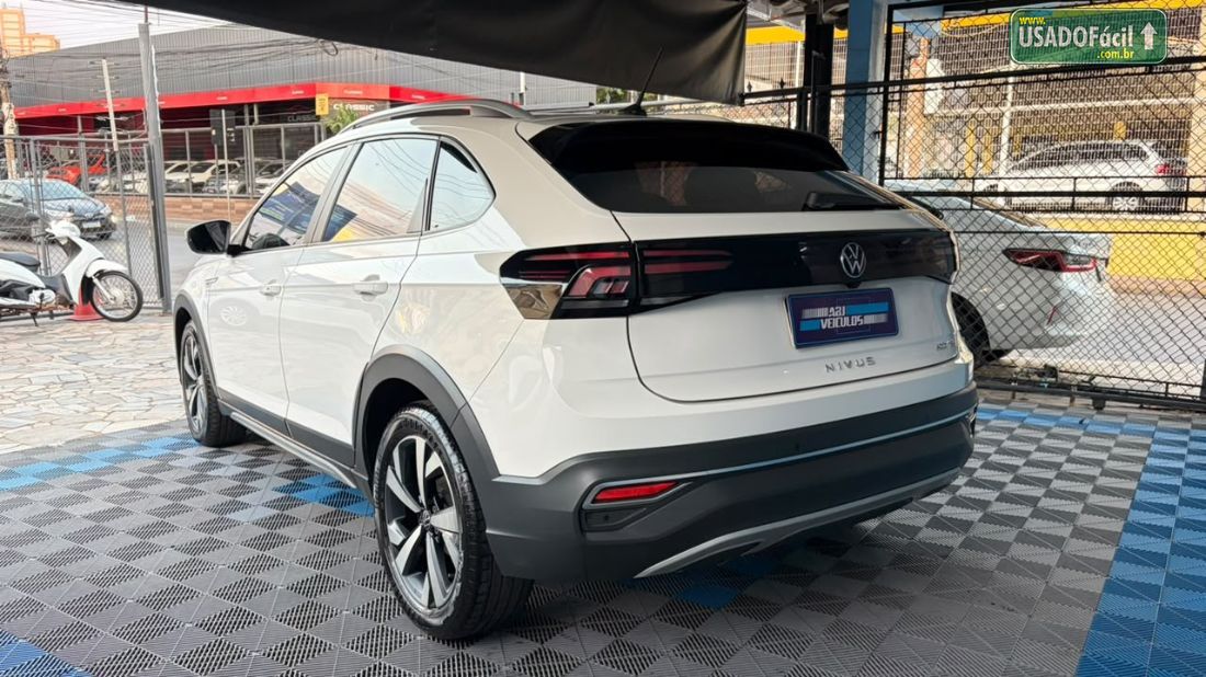 Volkswagen Nivus Highline 200 TSI Automático Flex 2024/2024 — foto 4 de 11