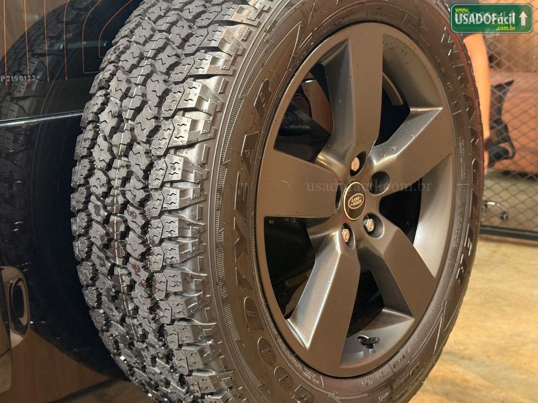 LAND ROVER Defender 110 X-Dynamic D300 HSE Automático Diesel Híbrido 2023/2023 — foto 21 de 22