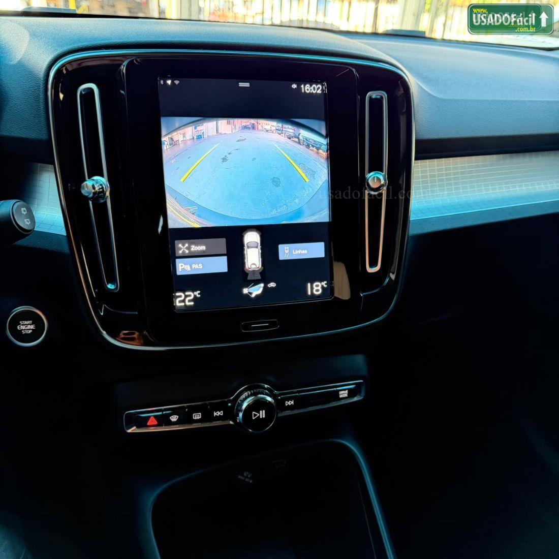 VOLVO Volvo XC 40 T-5 Inscription 1.5 FWD Híbrido 2021/2022 — foto 13 de 18