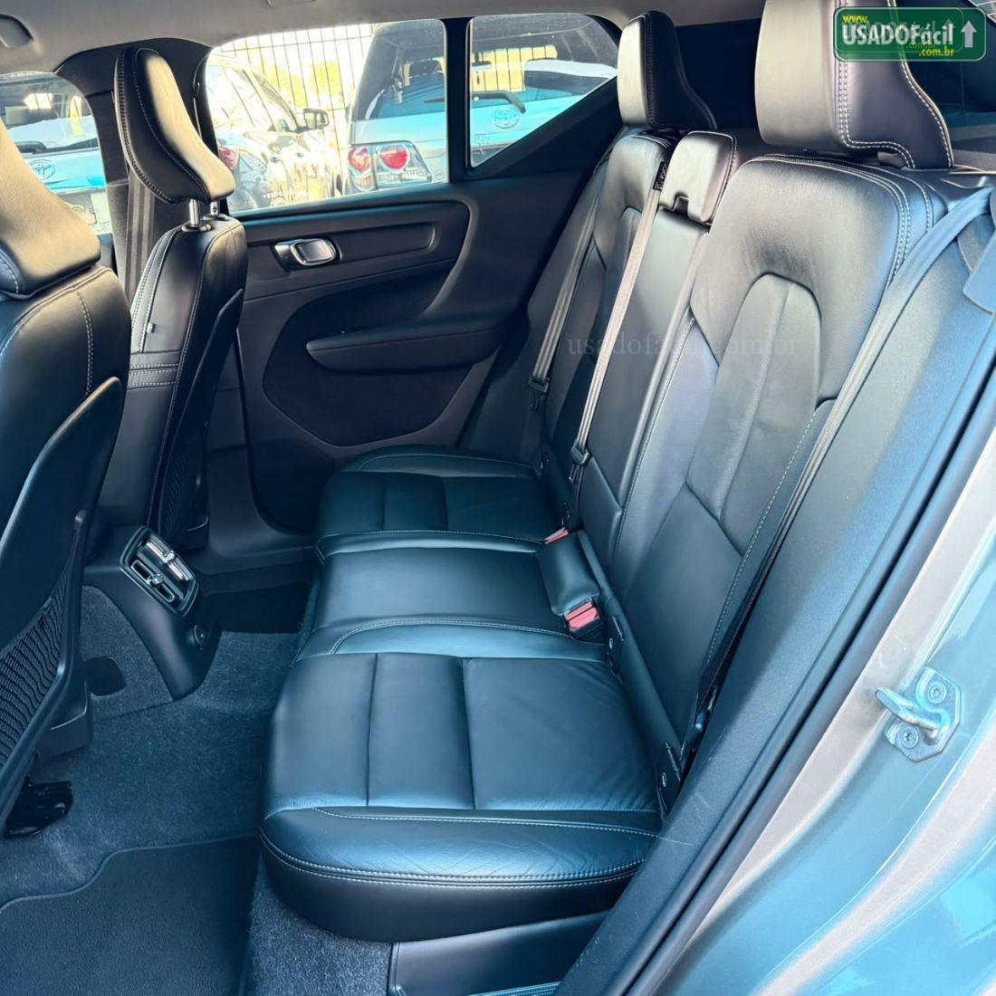 VOLVO Volvo XC 40 T-5 Inscription 1.5 FWD Híbrido 2021/2022 — foto 17 de 18