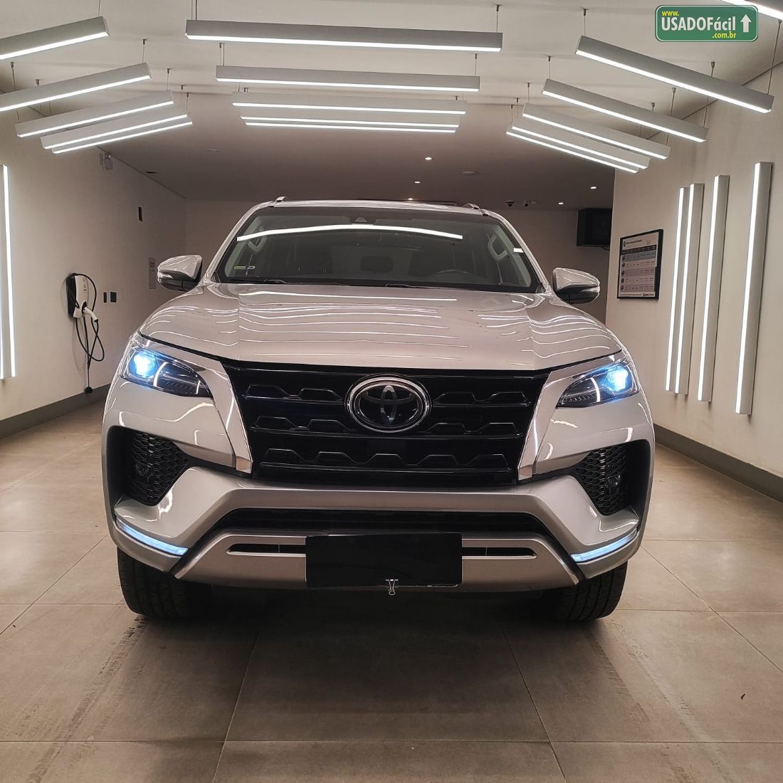 Toyota Hilux SRX CD 2.8 4x4 TDI Automático Diesel 2021/2021 — foto 12 de 13