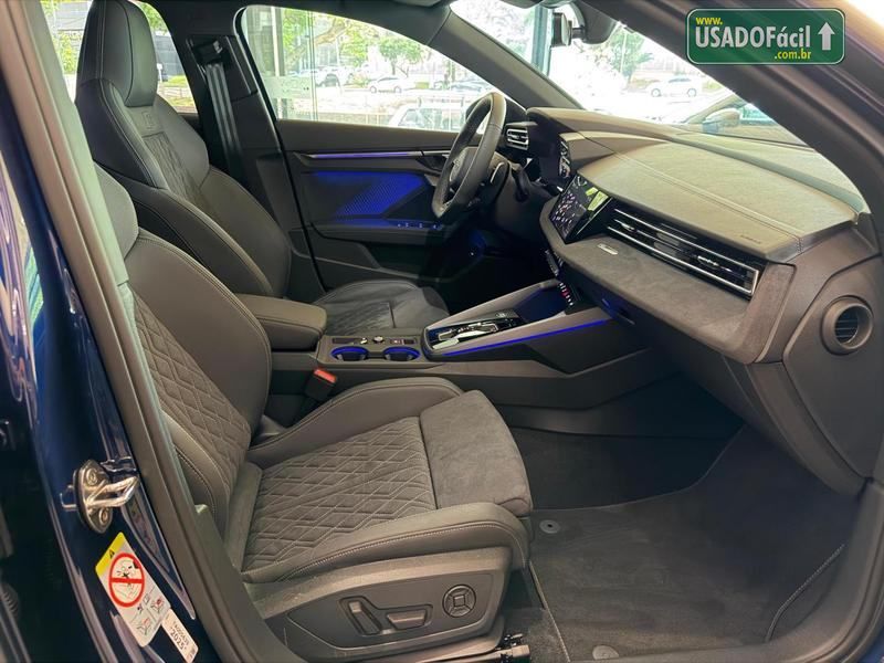Audi A3 Sportback Performance Black 2.0 S-tron 2025/2026 — foto 12 de 15