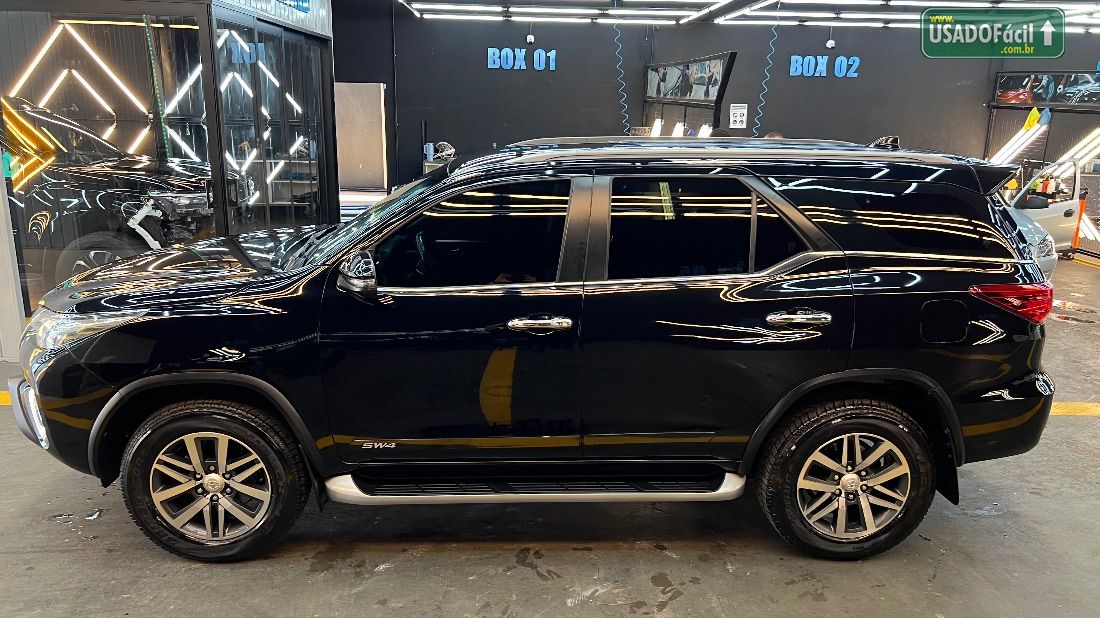 TOYOTA Hilux SW4 SRX 2.8 4x4 TDI Automático Diesel 2019/2019 — foto 6 de 10