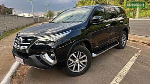 TOYOTA Hilux SW4 SRX 2.8 4x4 TDI Automático Diesel