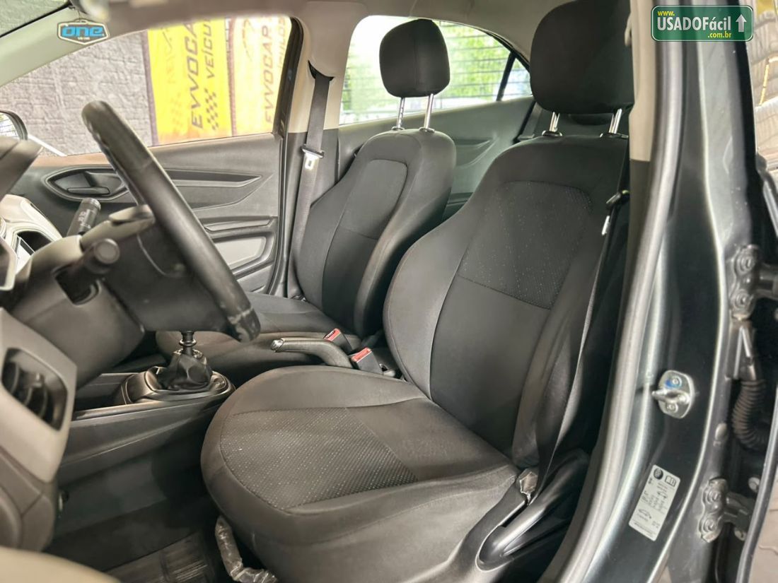 CHEVROLET/GM Onix Joy Hatch 1.0 Mecânico Flex 2017/2018 — foto 10 de 17
