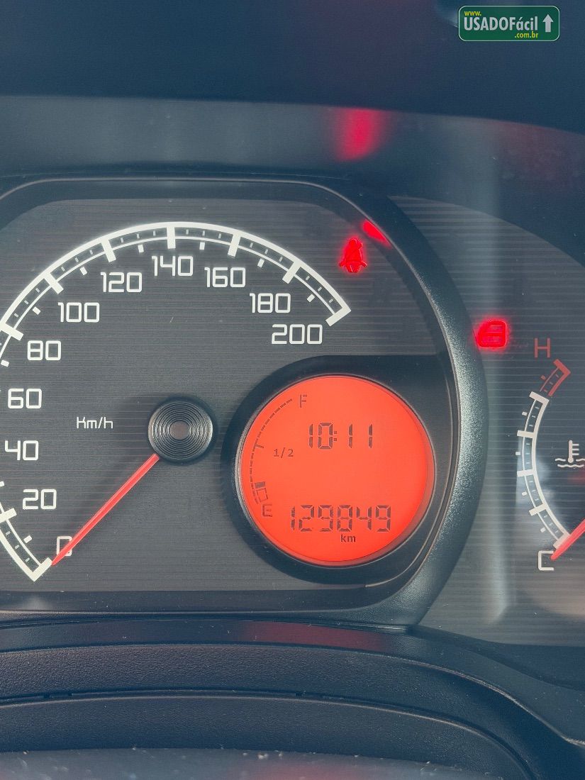 Fiat Strada Working Celebration CE 1.4 Fire Flex 2013/2013 — foto 8 de 15