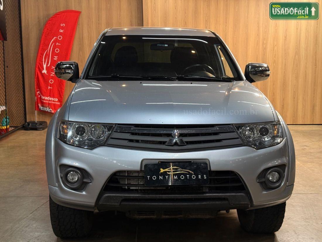 MITSUBISHI L200 Triton HPE CD 3.2 Turbo Intercooler Mecânico Diesel 2015/2016 — foto 2 de 10