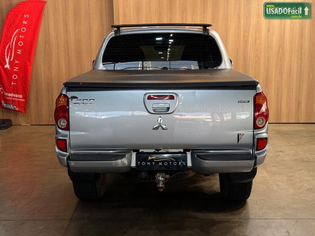 MITSUBISHI L200 Triton HPE CD 3.2 Turbo Intercooler Mecânico Diesel 2015/2016 — foto 5 de 10