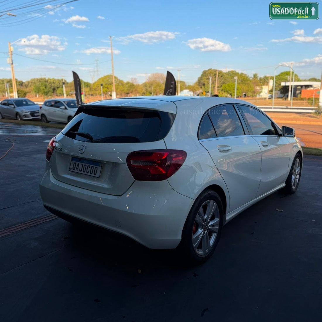 MERCEDES-BENZ GLA 200 Advance 1.6 Turbo Automático Flex 2017/2018 — foto 6 de 9