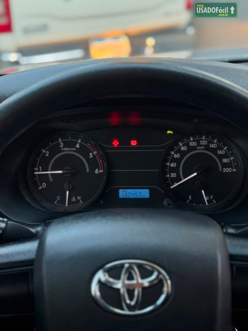 Toyota Hilux CS 4x4 2.8 TDI Mecânico Diesel 2022/2022 — foto 17 de 21