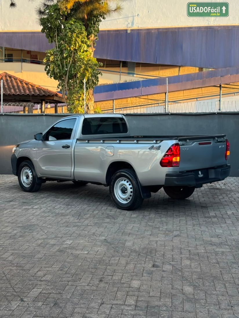 Toyota Hilux CS 4x4 2.8 TDI Mecânico Diesel 2022/2022 — foto 9 de 21
