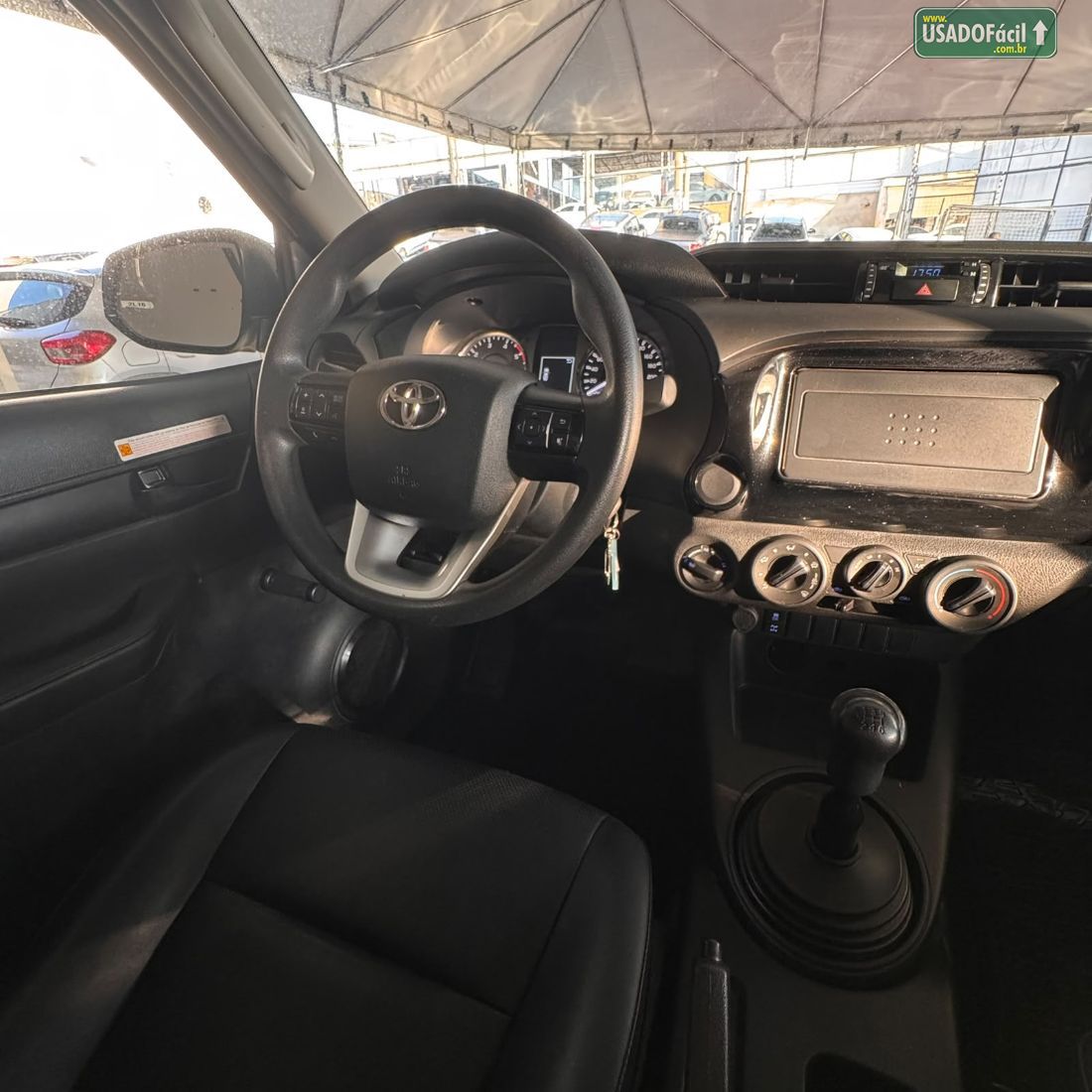 Toyota Hilux CS 4x4 2.8 TDI Mecânico Diesel 2024/2025 — foto 14 de 16