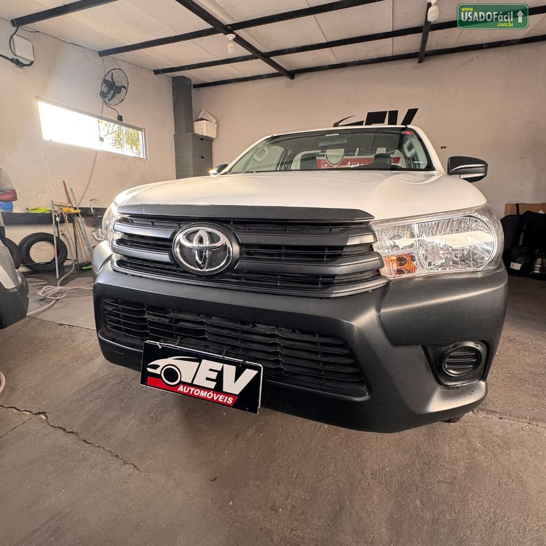 Toyota Hilux CS 4x4 2.8 TDI Mecânico Diesel 2024/2025 — foto 4 de 16