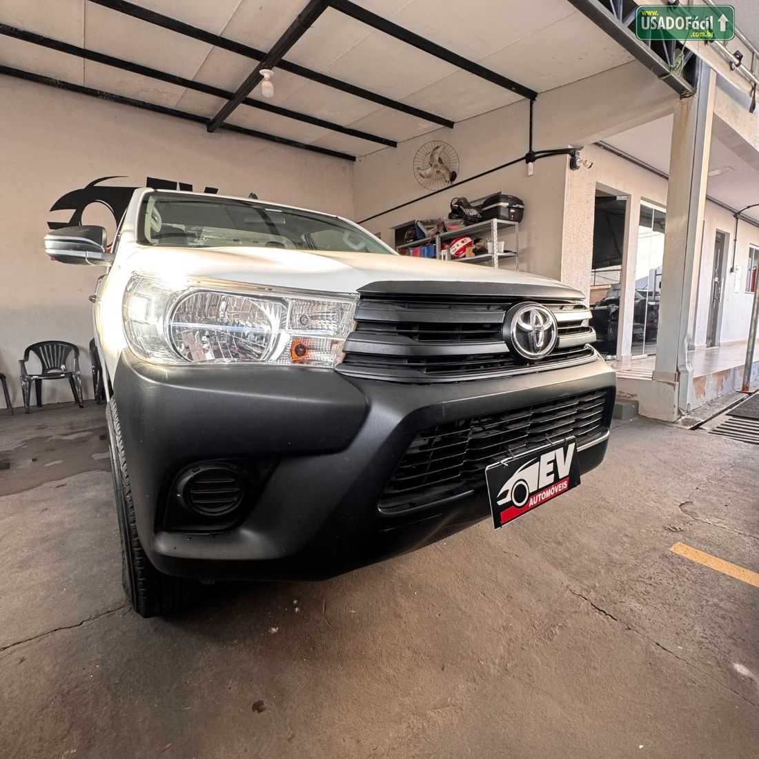 Toyota Hilux CS 4x4 2.8 TDI Mecânico Diesel 2024/2025 — foto 5 de 16