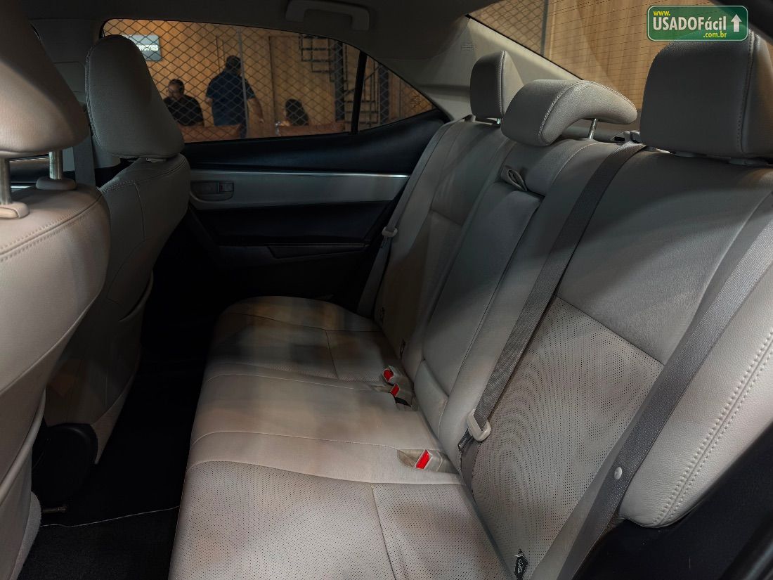 Toyota Corolla XEI 2.0 Automático Flex 2017/2018 — foto 9 de 12